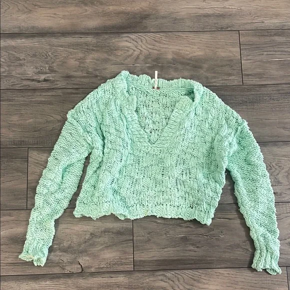 Free people good condition Mint Green Knit Sweater size XS - Picture 3 of 9